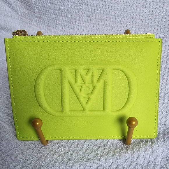 NIB MCM CARD CASE - Picture 2 of 7